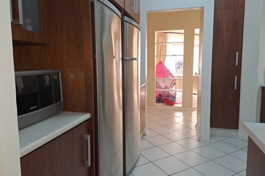 3 Bedroom Property for Sale in Summerstrand Eastern Cape